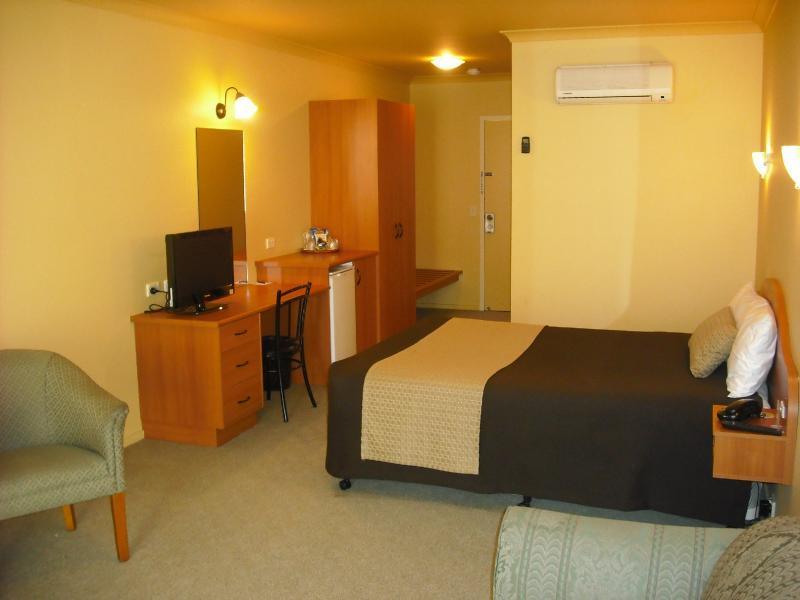 Hopkins House Motel & Apartments Warrnambool Exterior photo